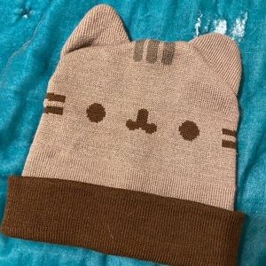 Pusheen the cat beanie